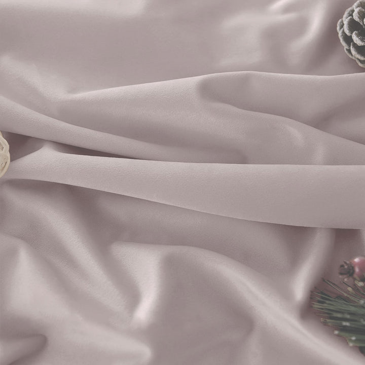 Una Velvet Pleated Curtains - Luxury 100% Blackout Drapery